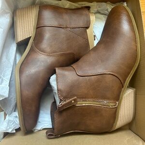 Dr. Scholl’s ankle boots